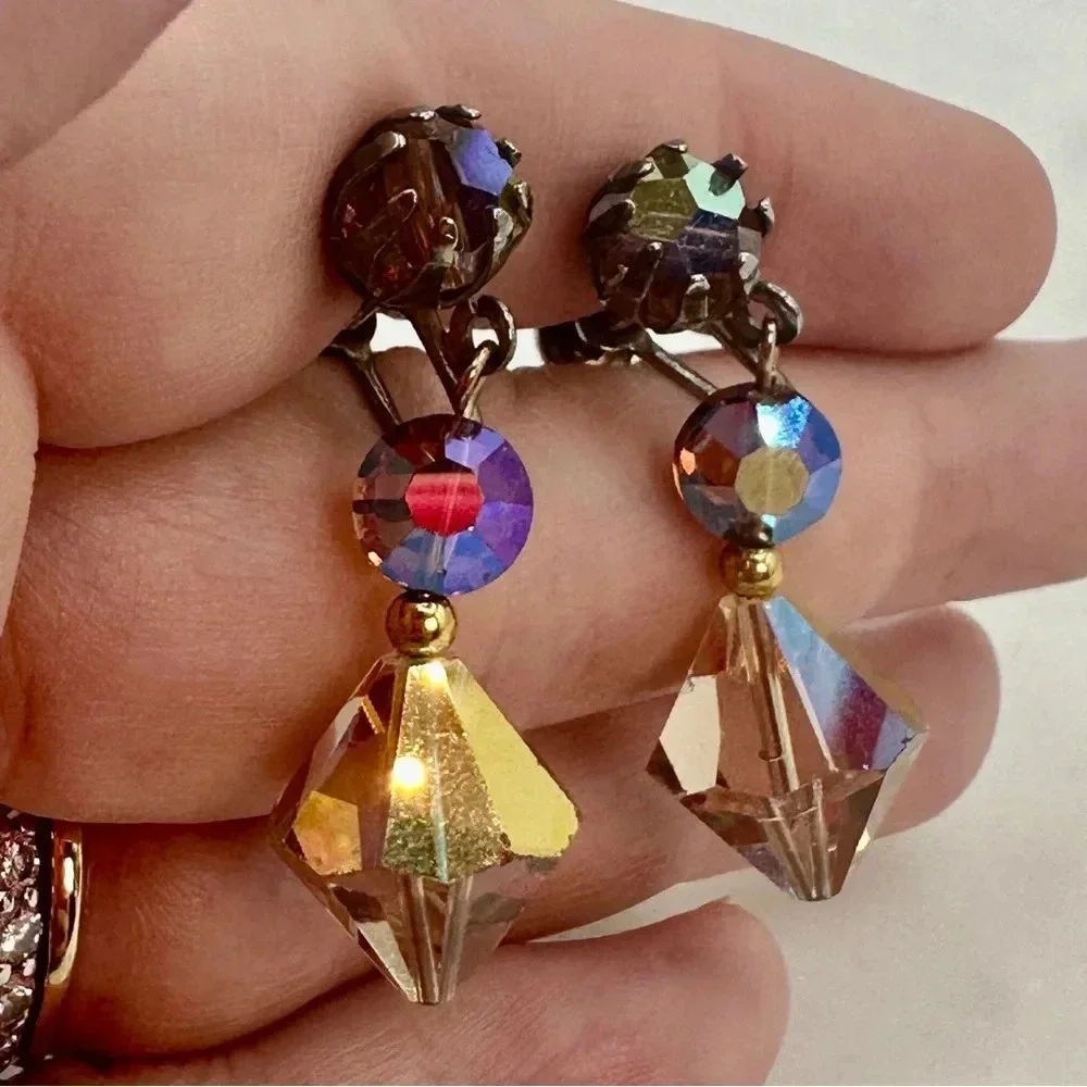 Vintage Crystal Drop Earrings Aurora Borealis Fire Iridescent Screw Back…